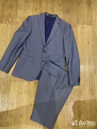 Брючный костюм zara