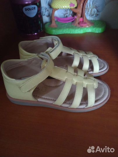 Босоножки для девочки