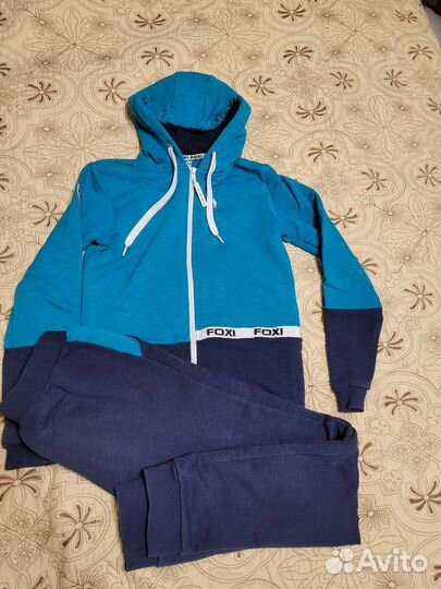 Спортивный костюм для мальчика 140