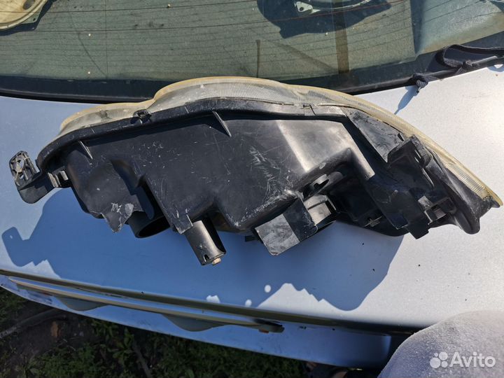 Фара Honda HR-V, левая