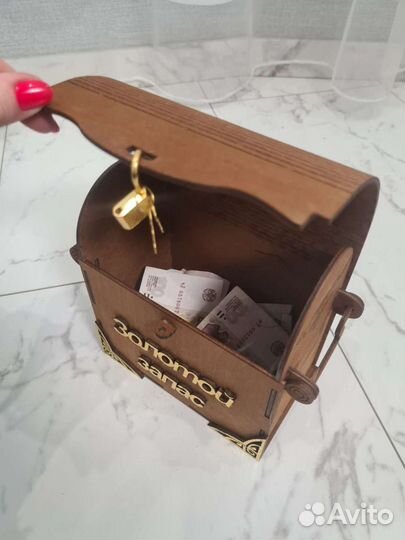 Новые деревянные копилки-сундучок с замочком