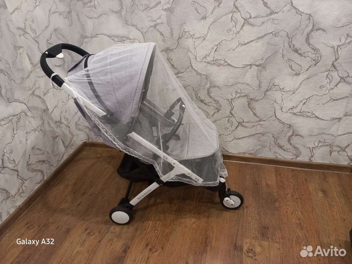 Прогулочная коляска yoya plus