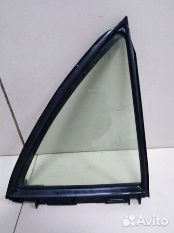 Стекло двери задней правой форточка Toyota Corolla