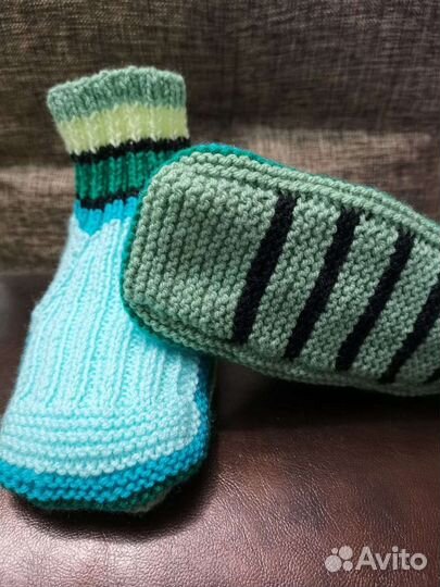 Вязаные носки ручной работы