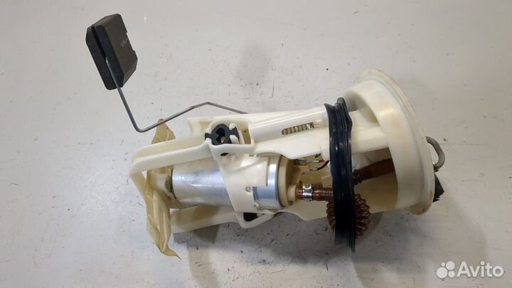 Насос топливный электрический BMW 3 E46, 2000