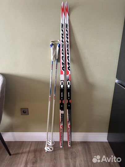 Лыжи беговые с ботинками и палками