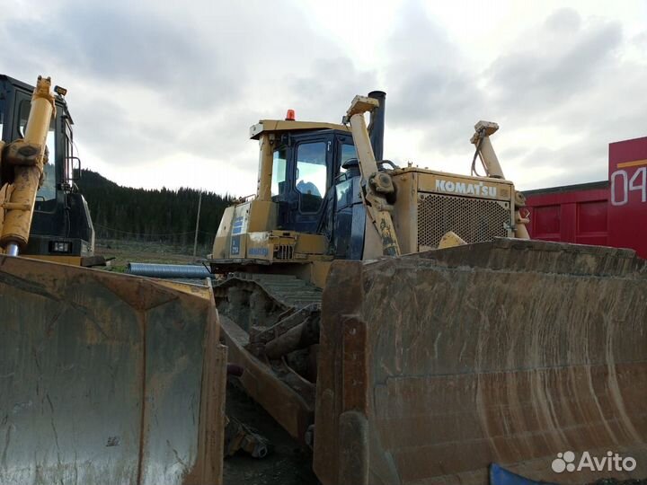 Komatsu D275A-5, 2009