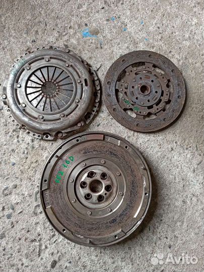 Маховик двухмассовый Ford Focus 2 / C-Max 1.6D