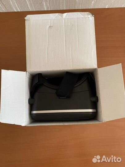 Очки виртуальной реальности для телефона