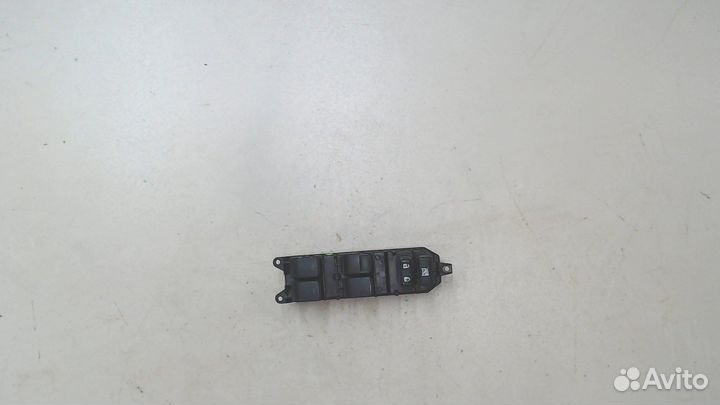 Кнопка стеклоподъемника Toyota Camry V40, 2011