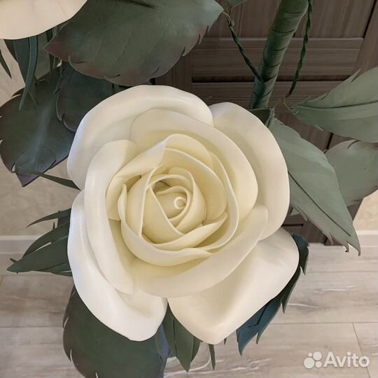 Светильник цветы из изолона