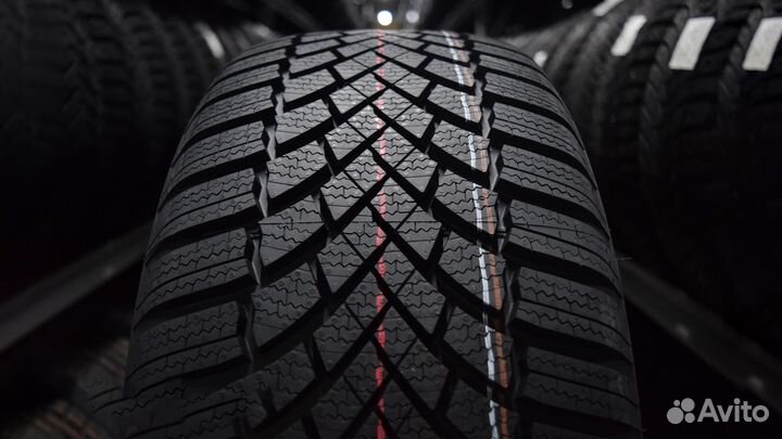 Bridgestone Blizzak LM-005 205/65 R16 102