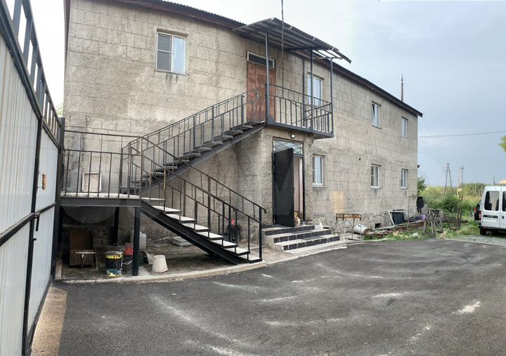 Дом 500 м² на участке 30 сот.