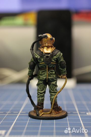 Статуэтки фигурки из металла Водолаз 1/35 олово