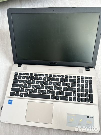 Asus VivoBook Max