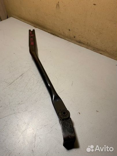 Кронштейн балки передний правый Chevrolet Aveo