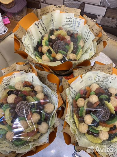 Съедобные букеты мужские женские детские