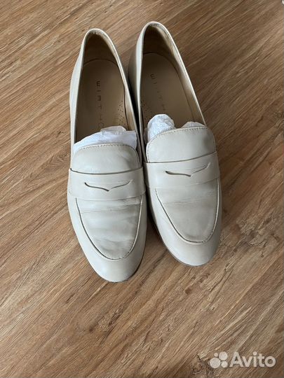 Лоферы женские