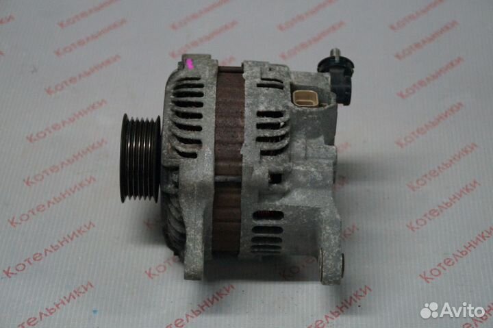 Nissan 23100-BU015 Генератор