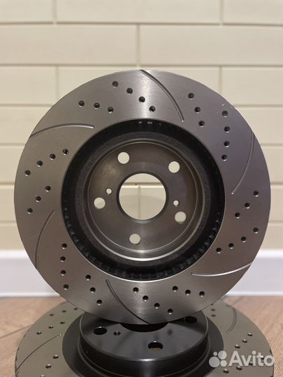 Тормозные диски Tayga на Toyota Camry / Rav4