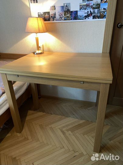 Стол письменный / стол обеденный