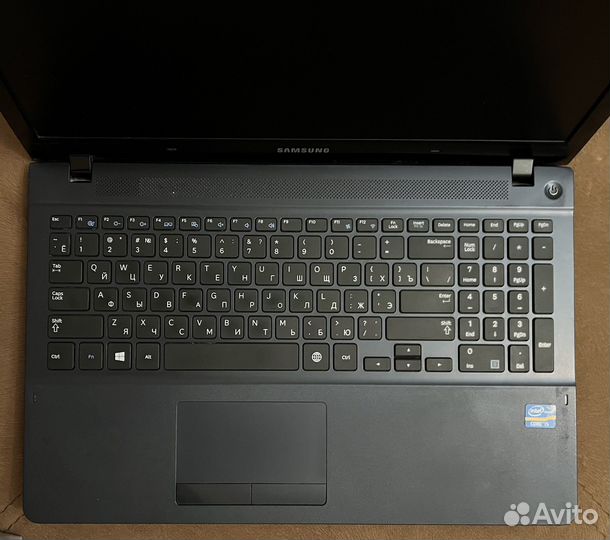 Ноутбук Samsung / intel Core i5 / 8 gb озу