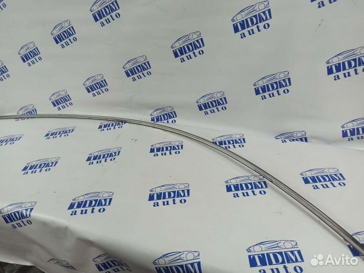 Молдинг крыши правый передняя часть Nissan Altima