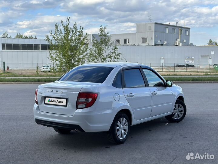 LADA Granta 1.6 МТ, 2022, 13 700 км