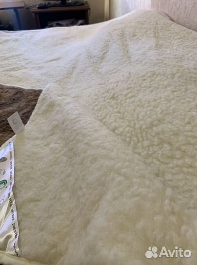 Одеяло из овечьей шерсти мериноса люкс