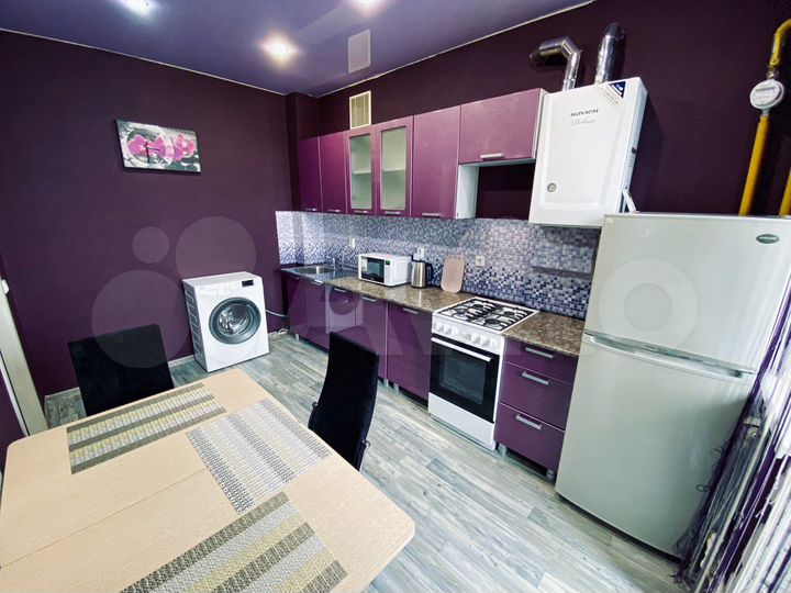 1-к. квартира, 38 м², 8/10 эт.