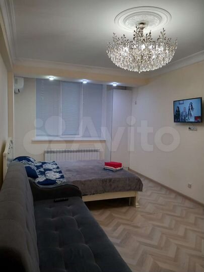 1-к. квартира, 42 м², 2/10 эт.