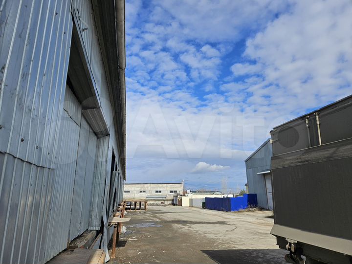 Холодильные камеры, склад, производство 572 м²