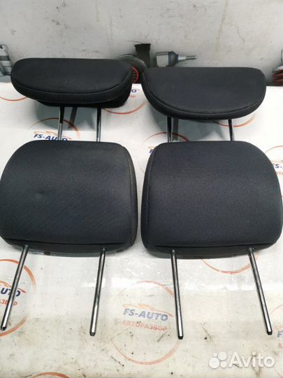 Подголовник сиденья Hyundai Getz 1.4 G4EE 2006