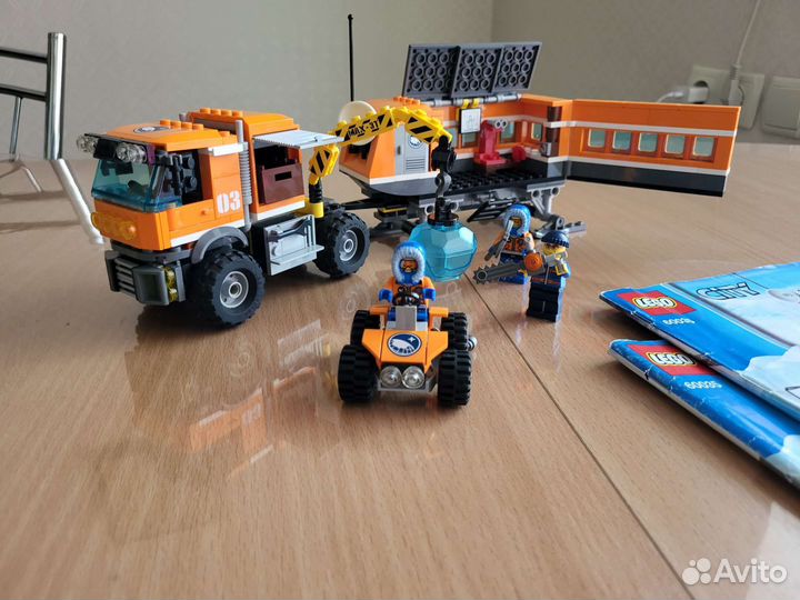 Lego City Арктическая станция 60035