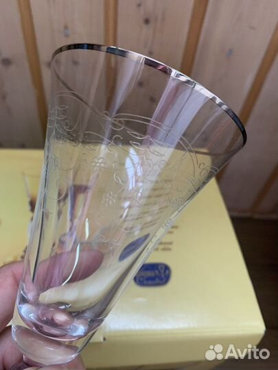 Бокалы под шампанское или вино новые Богемия