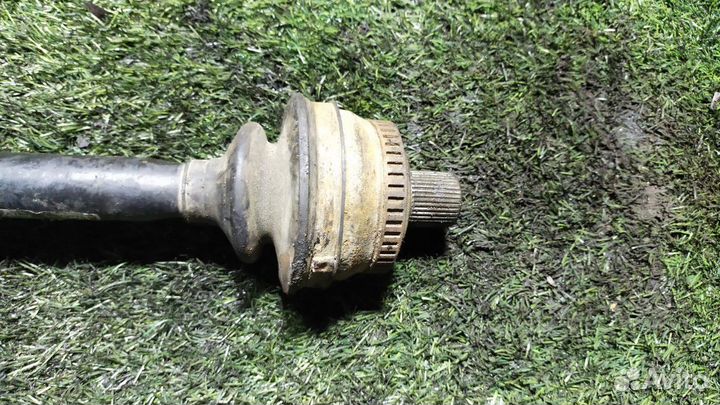 Привод полуось Audi A4 (B7) III