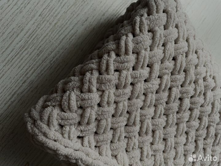 Вязаный детский плед