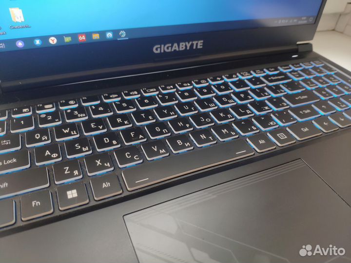 Игровой gigabyte g5 i5 12500h. rtx4060 8gb.ssd