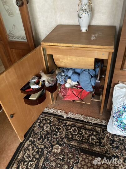 Машинка швейная