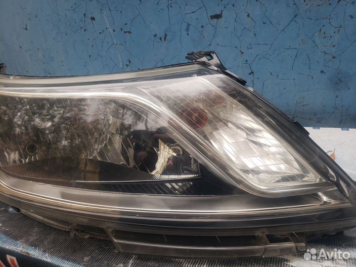 Фара правая Kia Rio с корректором