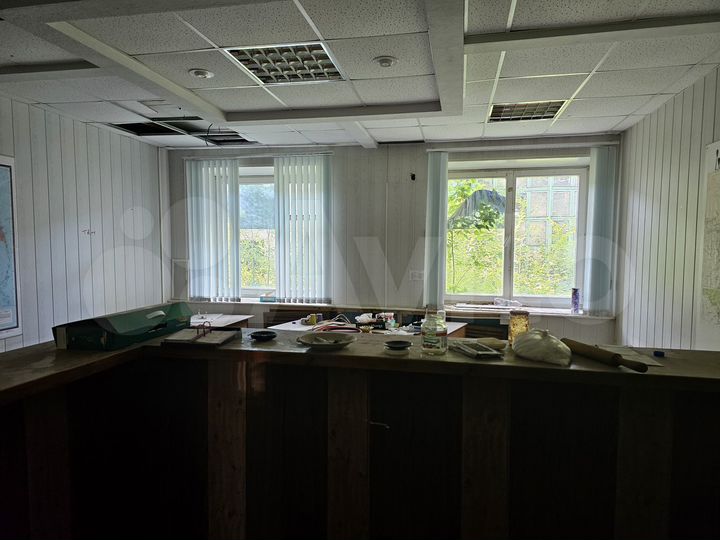 Здание 1200 м2