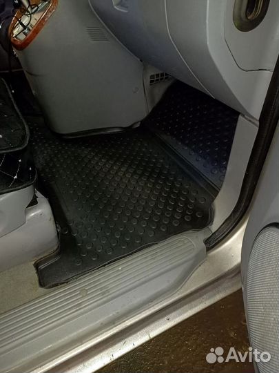 Коврики KIA Carnival 1998-2006