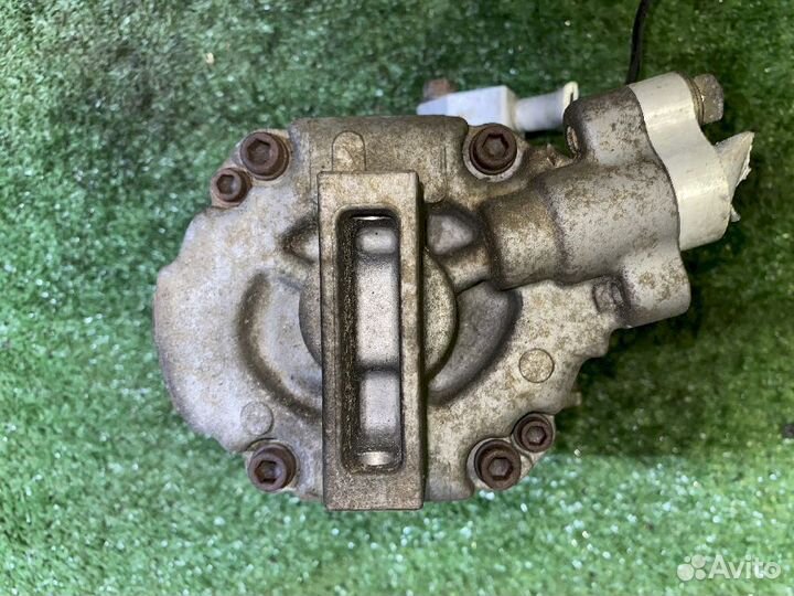 Компрессор кондиционера 4g93 Mitsubishi Pajero IO