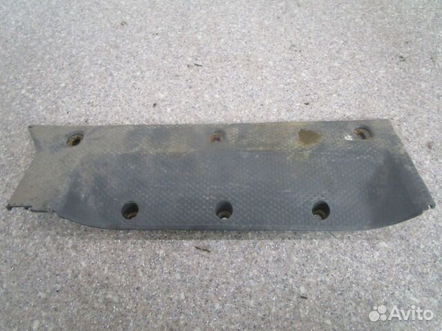 Накладка Mercedes-Benz A70022