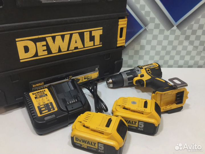 Аккумуляторная ударная дрель-шуруповерт dewalt DCD