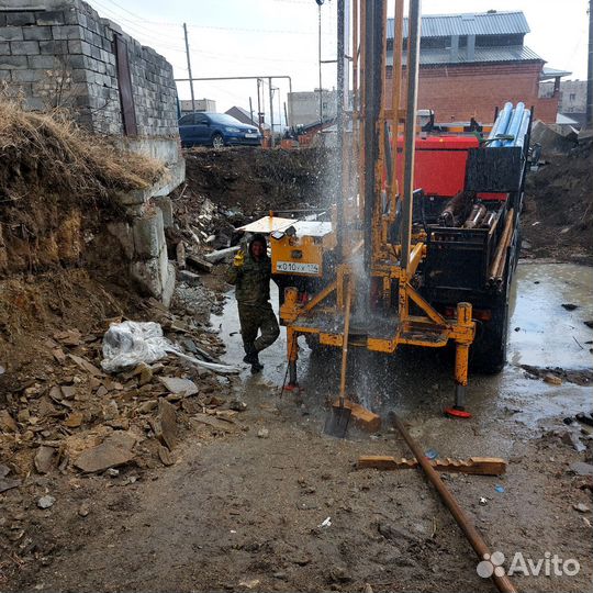 Бурение скважины на воду