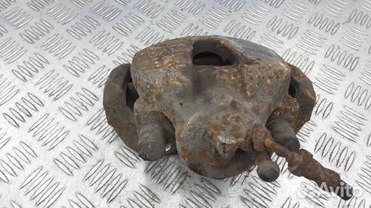 Суппорт тормозной передний правый ford focus 3 (ON