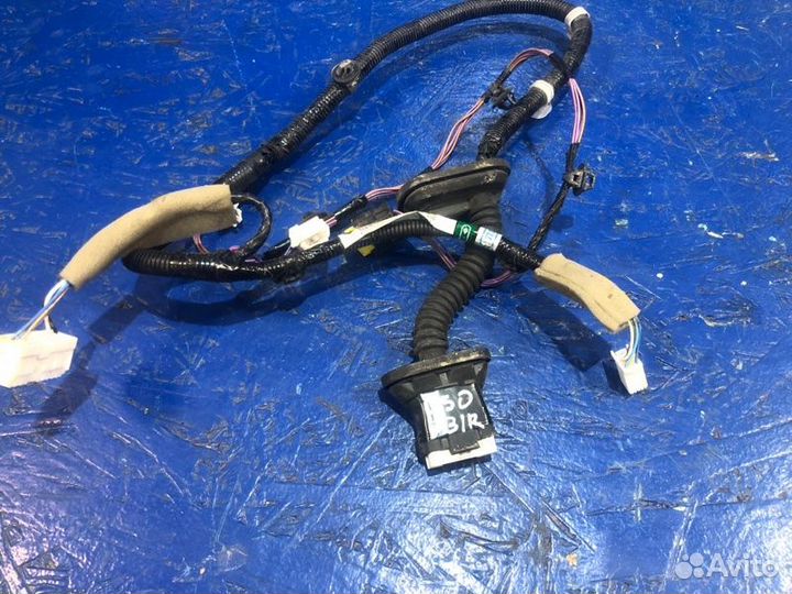 Проводка двери задняя правая Infiniti Q50 V37