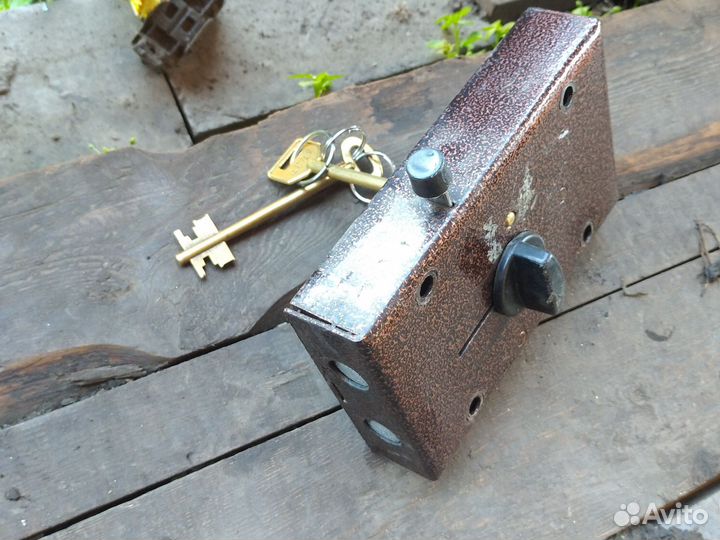 Дверной замок