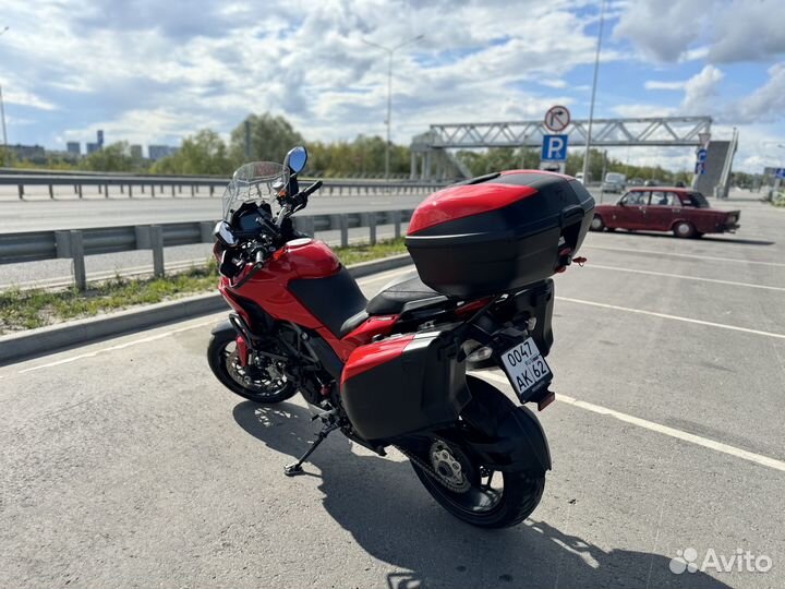 Ducati Multistrada 1200s